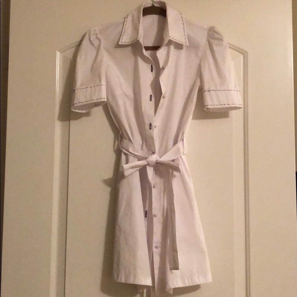 Structured white mini dress with grey stitching
